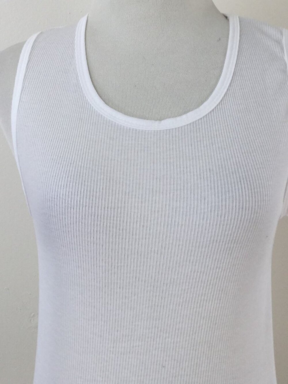 B.U.M. Equipment White Ribbed Tank Top m - Picture 2 of 6